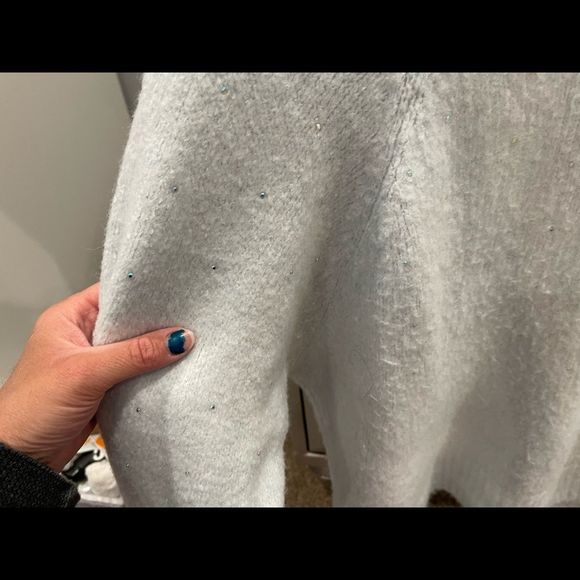 Rhinestone sweater - Picture 2 of 3